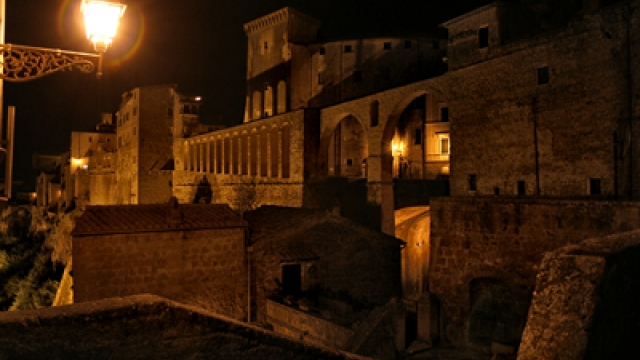Питилиано – една нощна приказка за замъци